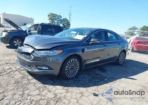 2017 Ford Fusion Energi Titanium из США, поврежденный, VIN 3FA6P0SU6HR238927